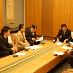 160422給付型奨学金（総理）申入れ③