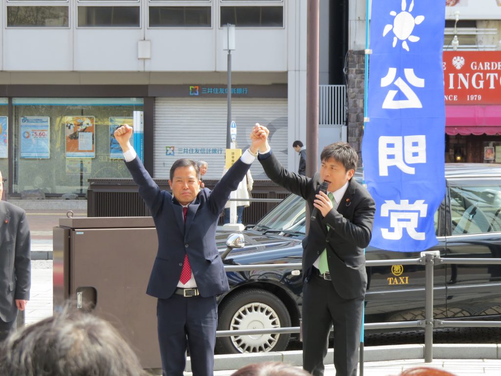 姫路市で街頭演説、伊丹市で県政報告会に参加