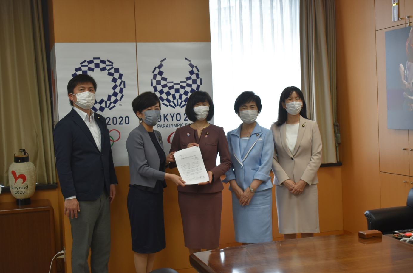 丸川女性活躍担当大臣へ申し入れ