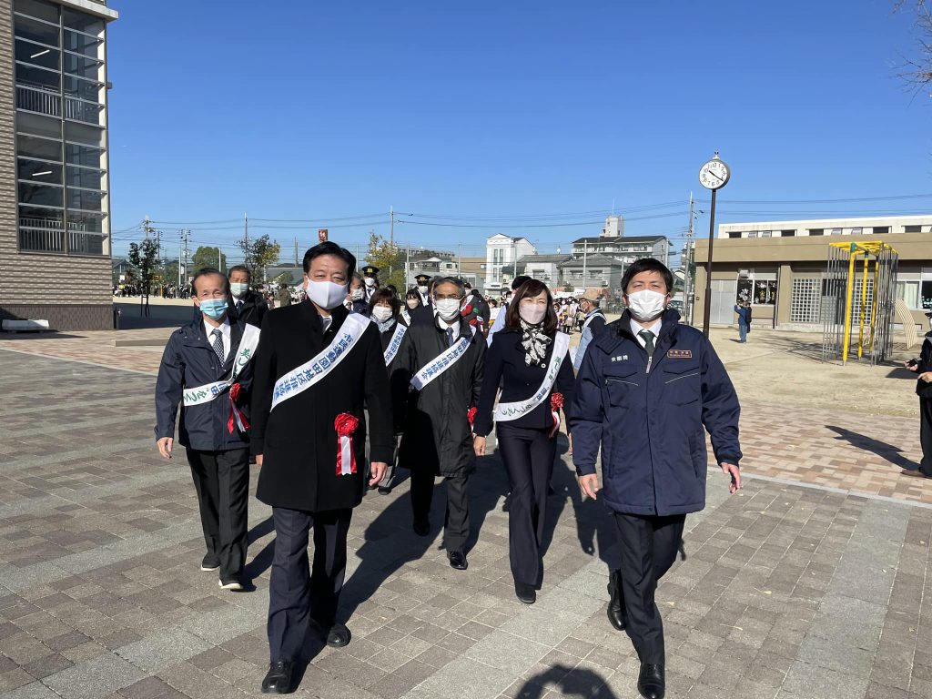 園田地区啓発パレードに参加
